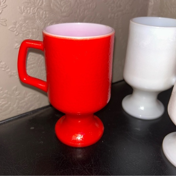 Colorful Mug Set vintage set of 5 milk glass pedestal cups - Picture 2 of 8